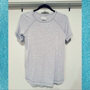 Lou & Grey Signaturesoft Back Slit Tee